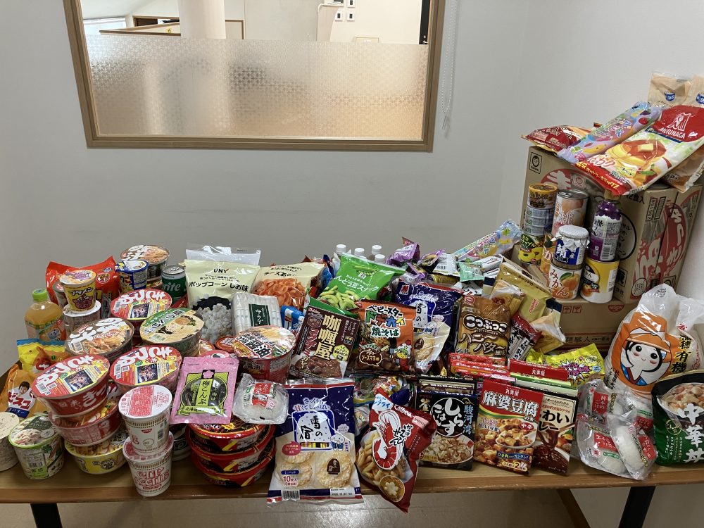 フードバンク山梨様へ食品を寄付しました